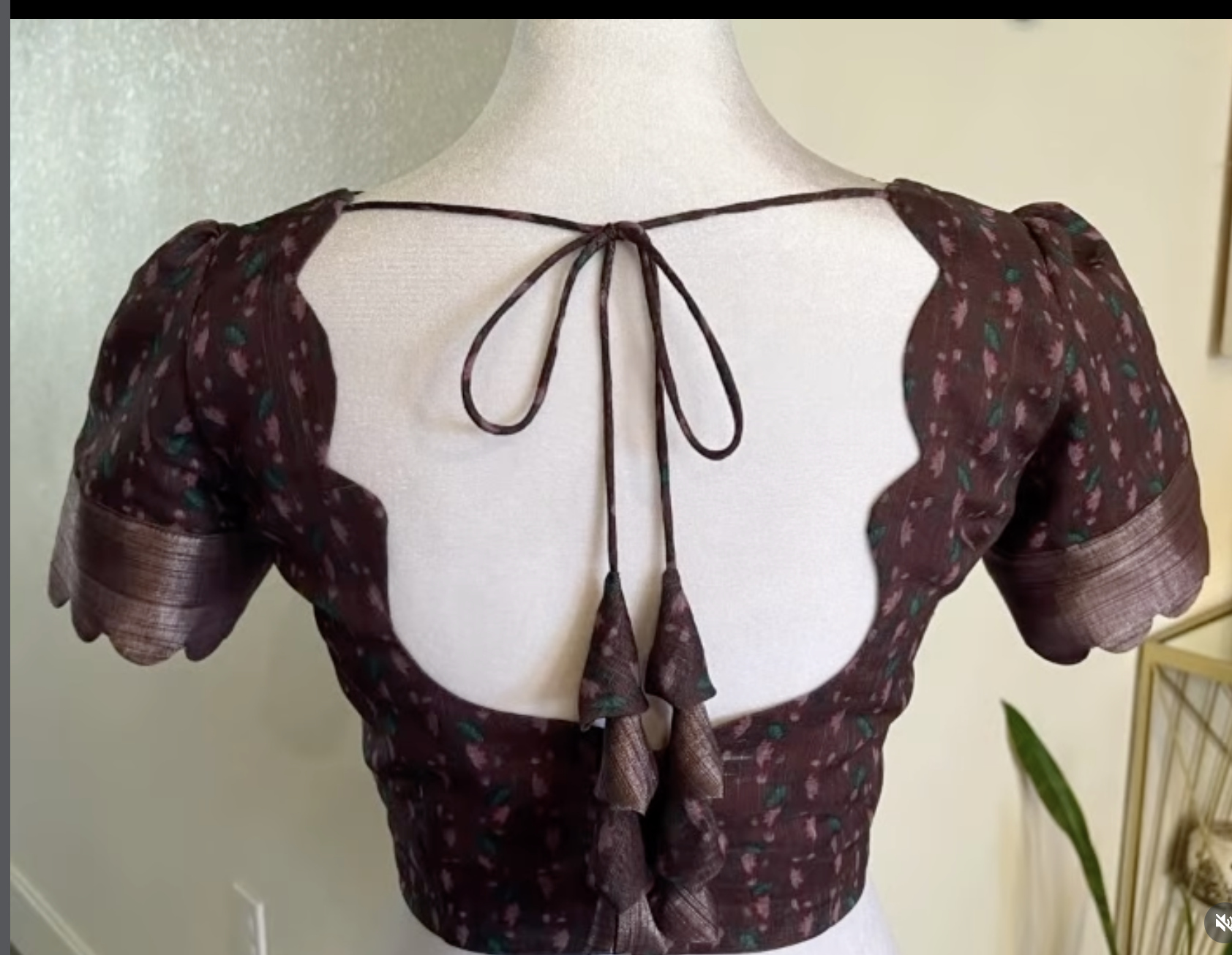 Maroon Triangle Back
